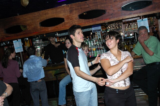 min 2005 12 04 sharkys 135